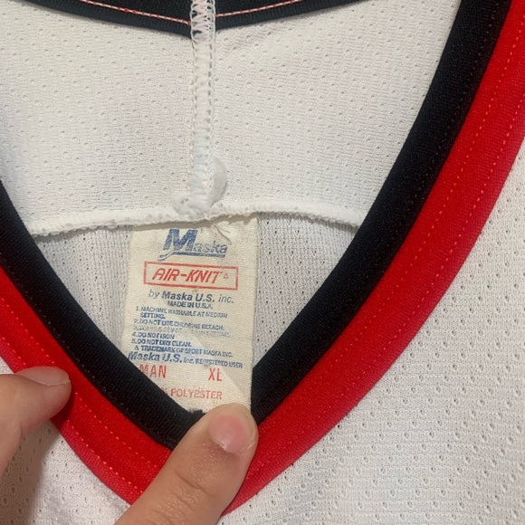 CHICHAGO BLACKHAWKS CCM JERSEY - Picture 2 of 5